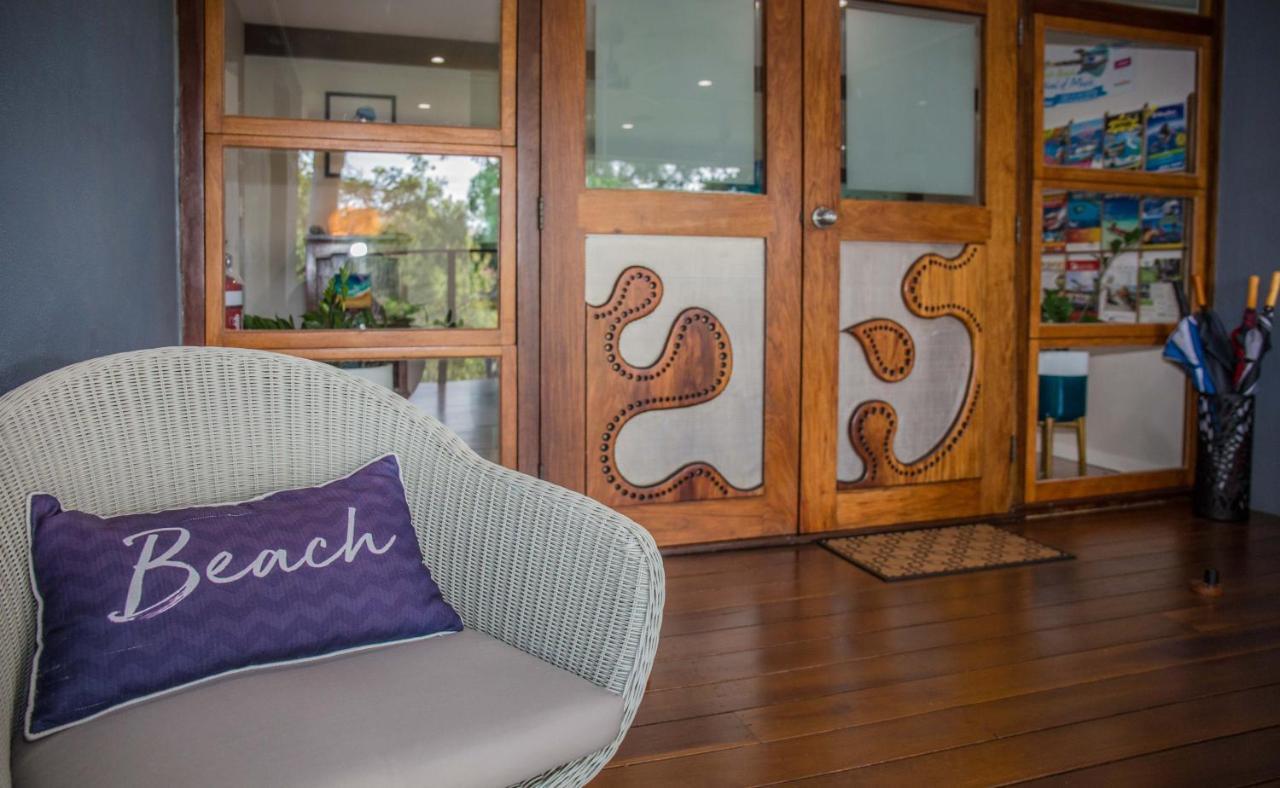 Airlie Guest House Airlie Beach Bagian luar foto