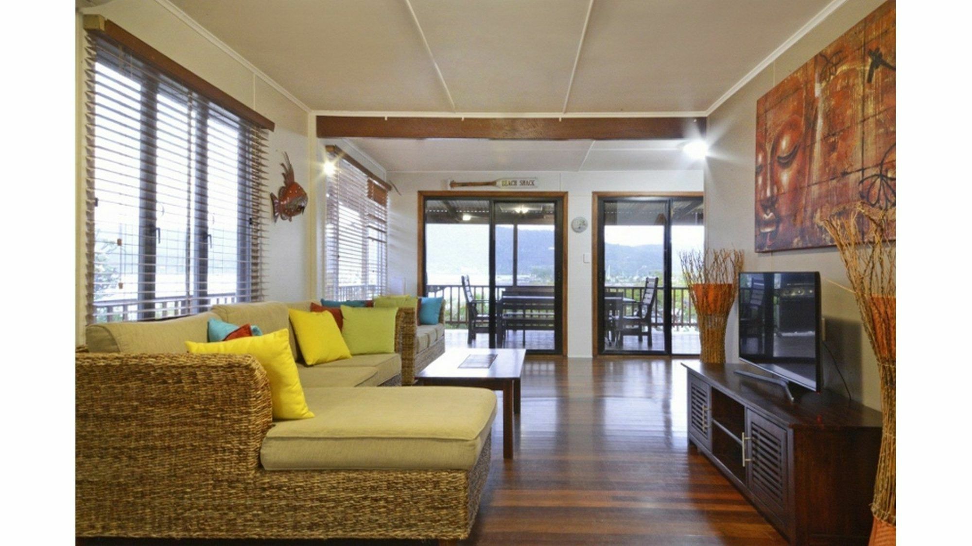 Airlie Guest House Airlie Beach Bagian luar foto